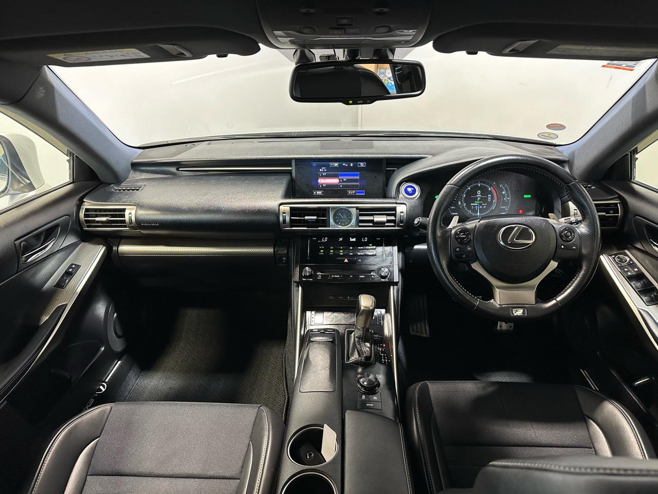 2014 Lexus IS 300h