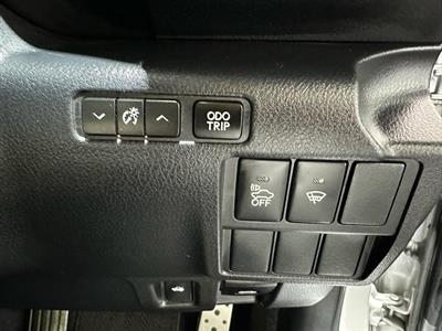 2014 Lexus IS 300h - Thumbnail