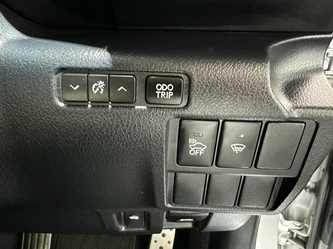 2014 Lexus IS 300h