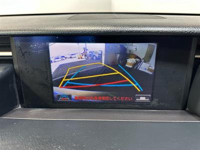 2014 Lexus IS 300h - Thumbnail