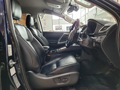 2021 Mitsubishi Pajero Sport - Thumbnail