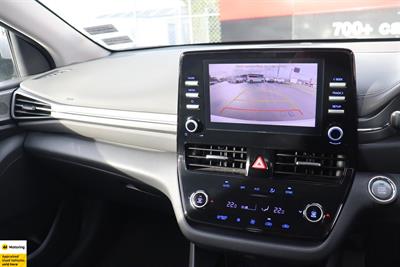 2022 Hyundai IONIQ - Thumbnail