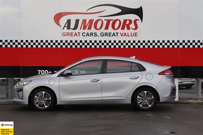 2022 Hyundai IONIQ - Thumbnail