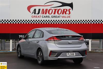 2022 Hyundai IONIQ - Thumbnail