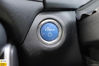 2020 Toyota RAV4 - Thumbnail