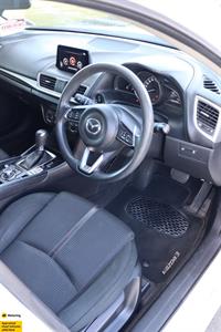 2017 Mazda Axela - Thumbnail