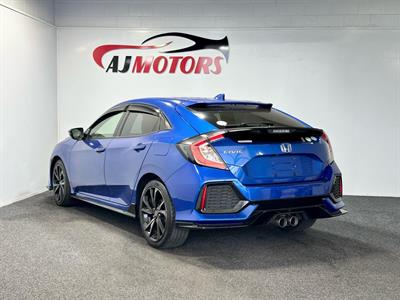 2018 Honda Civic - Thumbnail