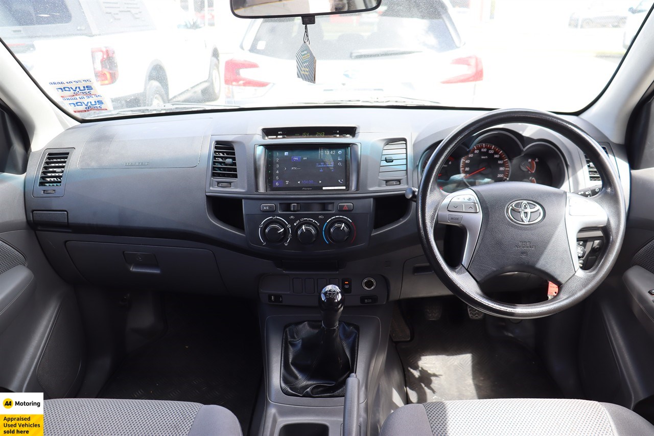 2015 Toyota Hilux