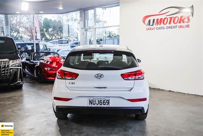 2021 Hyundai i30 - Thumbnail