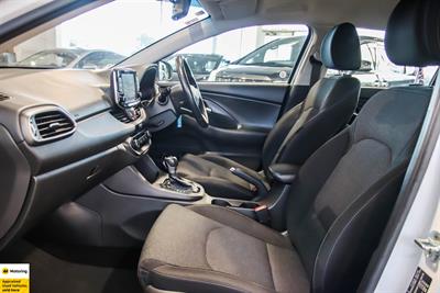 2021 Hyundai i30 - Thumbnail
