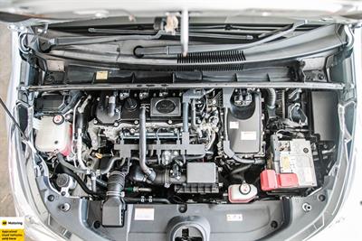 2017 Toyota Prius - Thumbnail