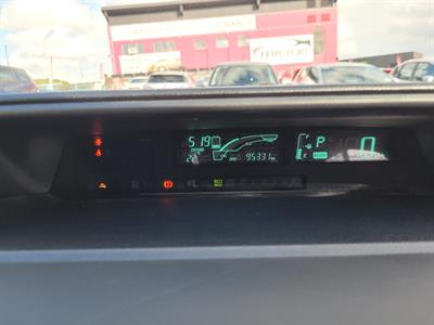 2013 Toyota Aqua - Thumbnail