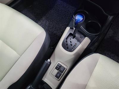 2013 Toyota Aqua - Thumbnail