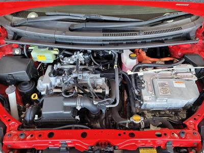 2013 Toyota Aqua - Thumbnail