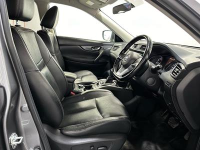 2020 Nissan X-Trail - Thumbnail