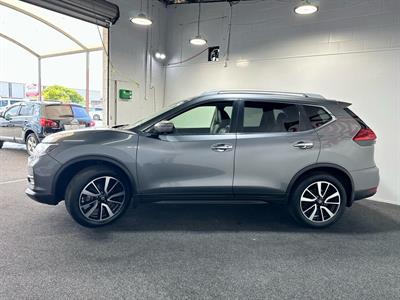 2020 Nissan X-Trail - Thumbnail