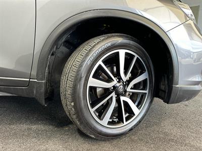2020 Nissan X-Trail - Thumbnail