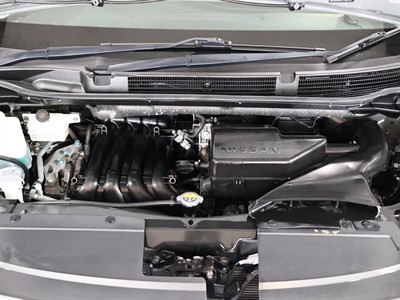 2015 Nissan Serena - Thumbnail