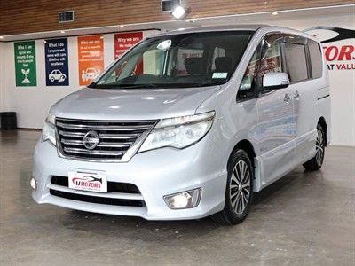 2015 Nissan Serena - Thumbnail