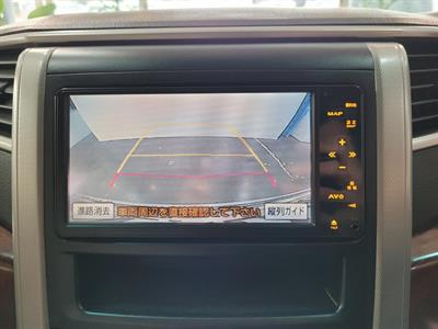 2010 Toyota Alphard - Thumbnail