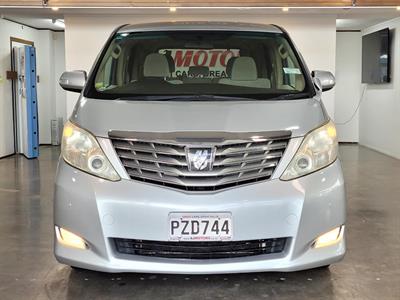 2010 Toyota Alphard - Thumbnail
