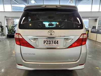 2010 Toyota Alphard - Thumbnail