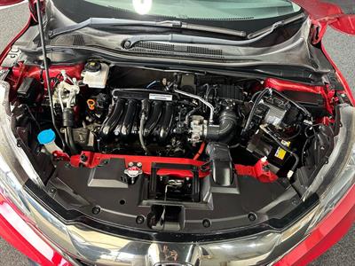 2016 Honda Vezel - Thumbnail