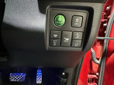 2016 Honda Vezel - Thumbnail