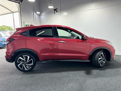2016 Honda Vezel - Thumbnail