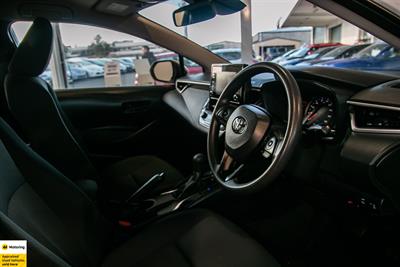 2019 Toyota Corolla - Thumbnail
