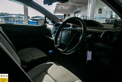 2020 Toyota Aqua - Thumbnail