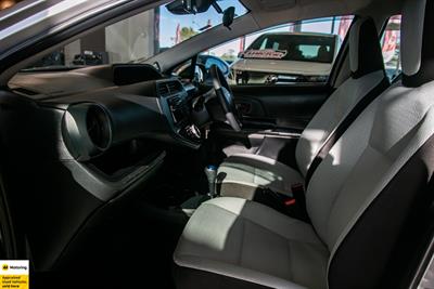 2020 Toyota Aqua - Thumbnail
