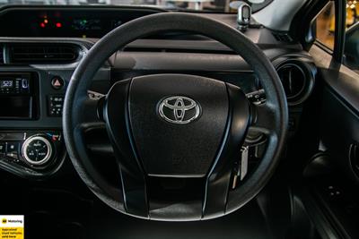 2020 Toyota Aqua - Thumbnail