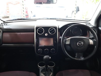 2009 Mazda Verisa - Thumbnail