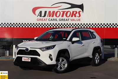 2021 Toyota RAV4 - Thumbnail