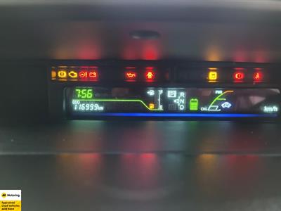 2013 Toyota Prius - Thumbnail