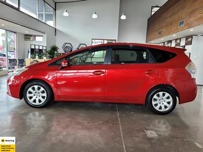 2013 Toyota Prius - Thumbnail