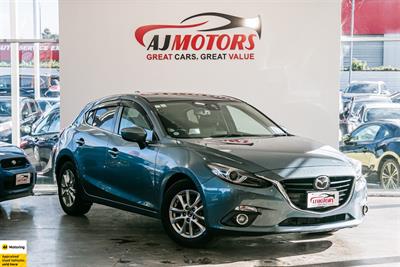 2016 Mazda Axela
