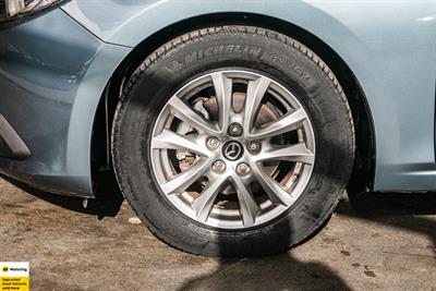 2016 Mazda Axela - Thumbnail