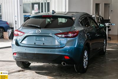 2016 Mazda Axela - Thumbnail