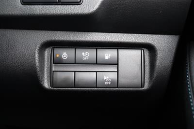 2018 Nissan Leaf - Thumbnail