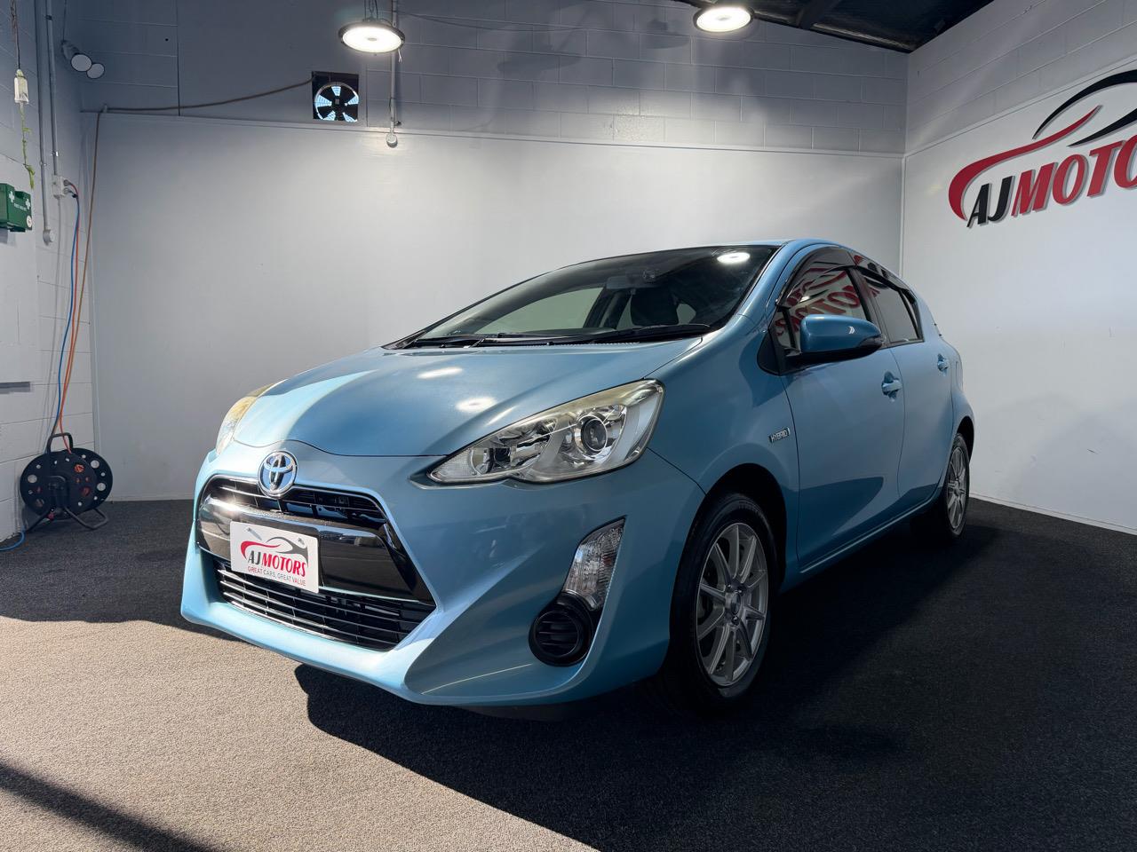 2015 Toyota Aqua