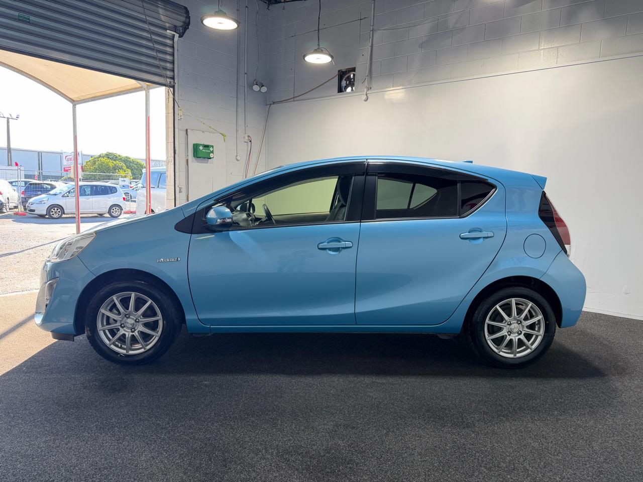 2015 Toyota Aqua