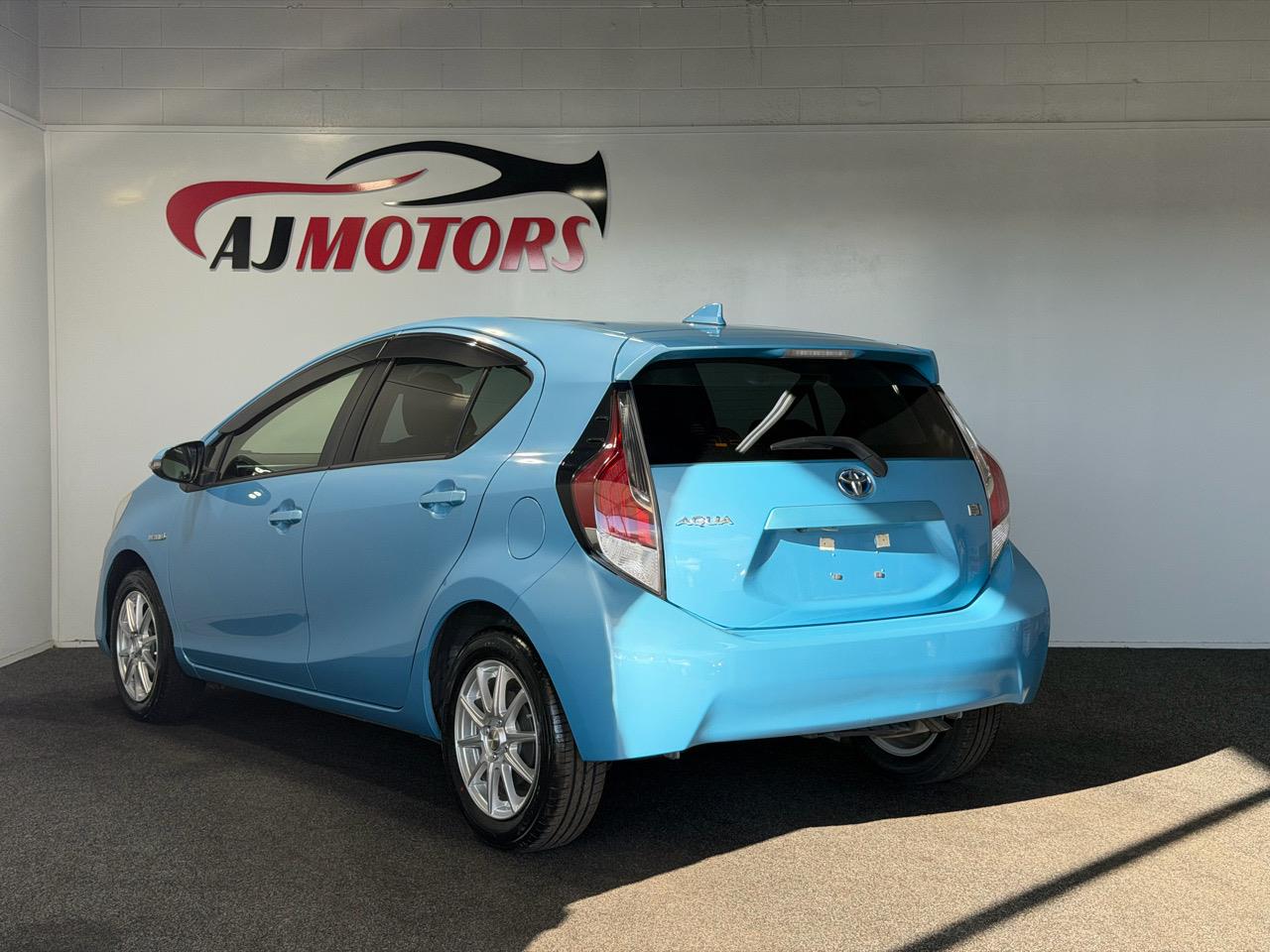2015 Toyota Aqua