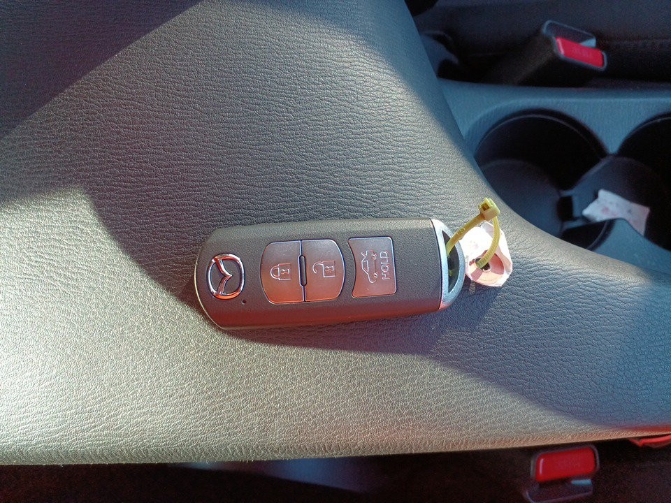 2013 Mazda Axela