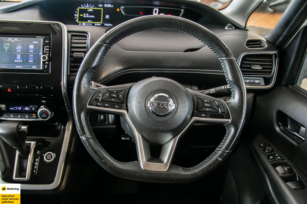 2017 Nissan Serena