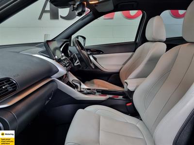 2022 Mitsubishi Eclipse Cross - Thumbnail