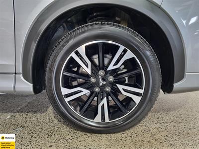 2022 Mitsubishi Eclipse Cross - Thumbnail