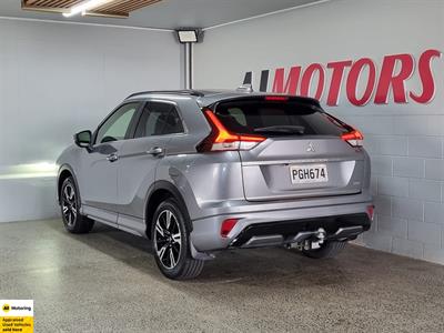 2022 Mitsubishi Eclipse Cross - Thumbnail