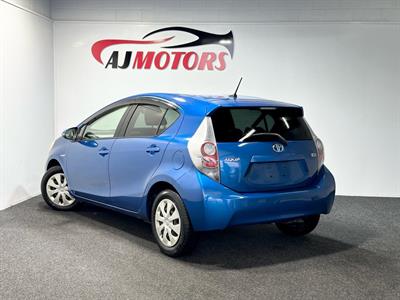 2012 Toyota Aqua - Thumbnail